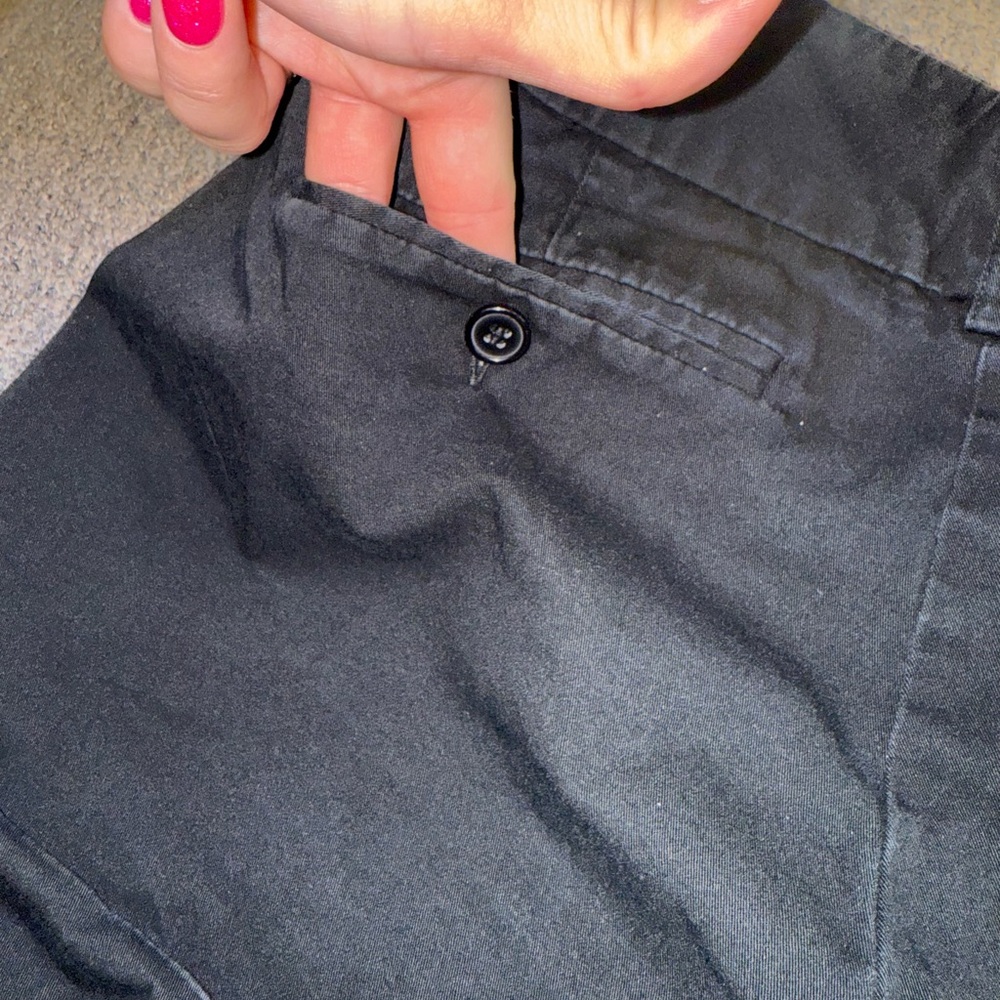 New York & Co (10) Black Dress Shorts - Picture 4 of 5